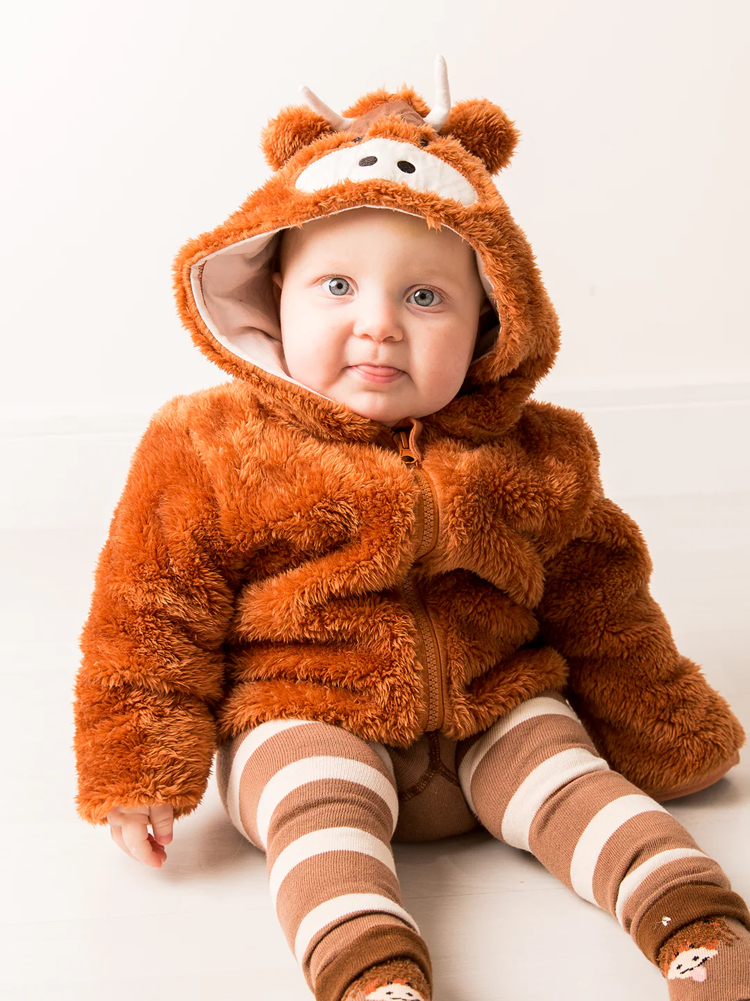 Junior Neutral Highland Cow Hoodie - Image 3