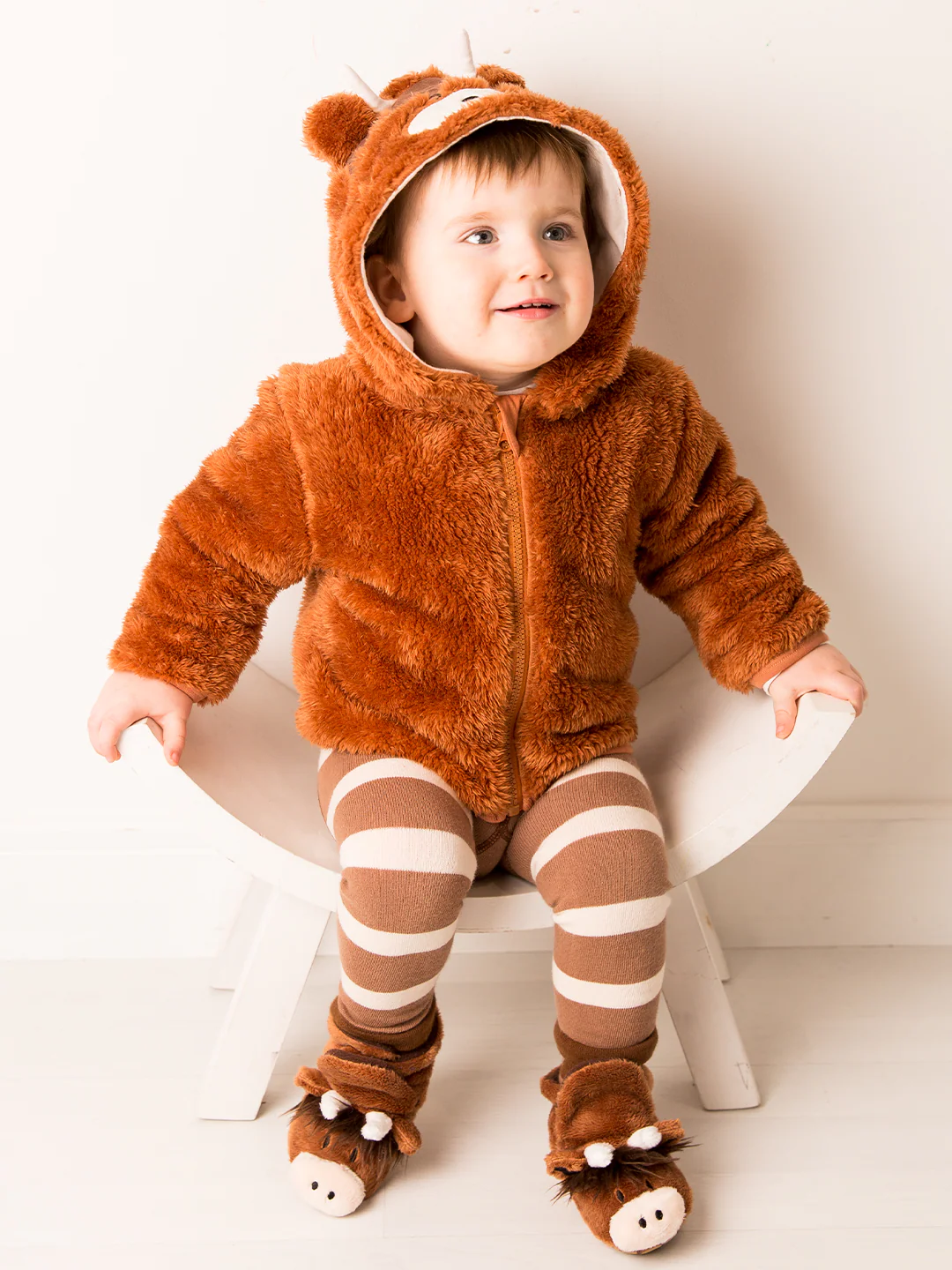 Junior Neutral Highland Cow Hoodie - Image 4