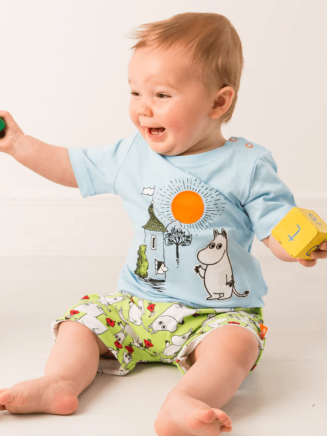 Moomin™ Free To Explore Organic Shorts - Image 2