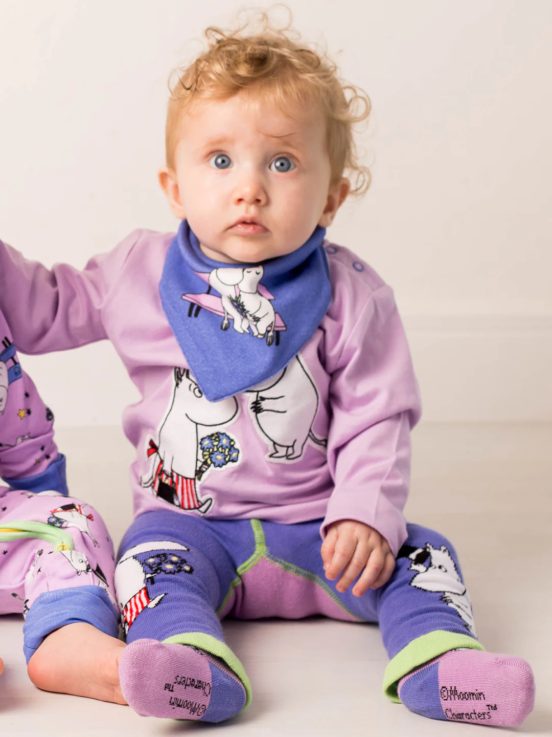 Moomin™ Organic Love Forever Warm Blue Bib - Image 3